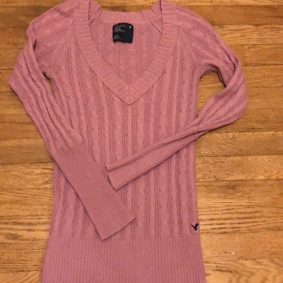 American Eagle Outfitters Sweaters - American Eagle 🦅 v neck sweater